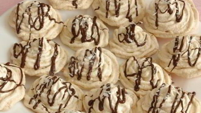 Рецепт миндально-кокосовых безе