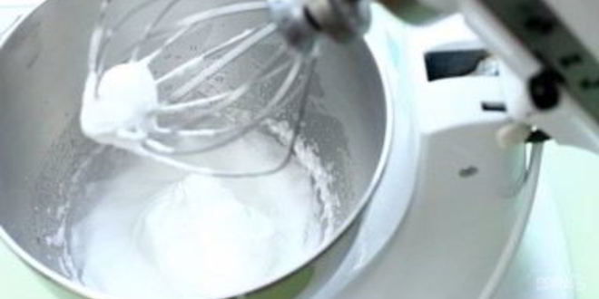 Рецепт цветного безе