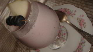 Рецепт Десерта из голубики и дыни