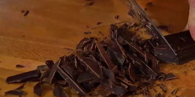 Рецепт горячего шоколада со взбитыми сливками