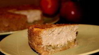 Рецепт Чизкейка с халвой и карамельными яблочками