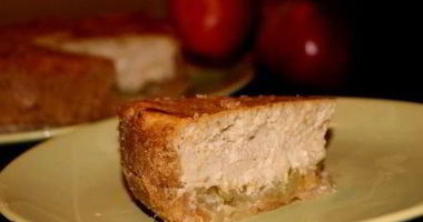 Рецепт Чизкейка с халвой и карамельными яблочками