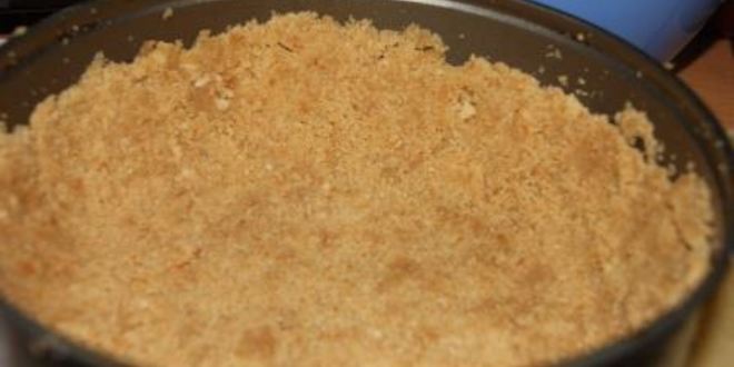 Рецепт чизкейка с халвой и карамельными яблочками