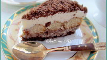 Рецепт Десерта с халвой, клюквой и сливками