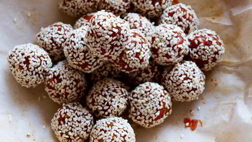 Рецепт Халвы из моркови с молоком, миндалем и имбирем