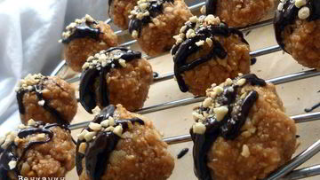 Рецепт Конфет с халвой и кленовым сиропом