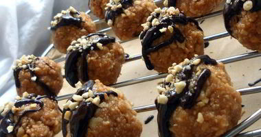 Рецепт Конфет с халвой и кленовым сиропом