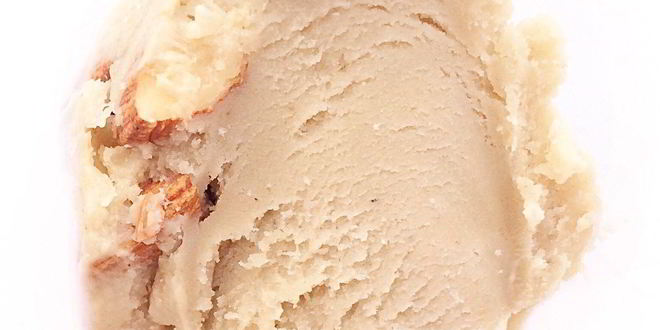 Рецепт Мороженого с халвой и миндалем