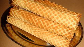 Рецепт Вафельной трубочки с халвой