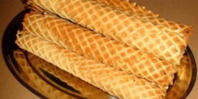 Рецепт вафельной трубочки с халвой