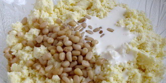 Рецепт конфет барфи с кешью и кедровыми орешками