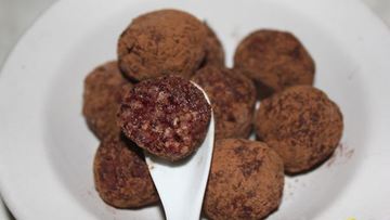 Рецепт Конфет из отрубей и вяленой клюквы