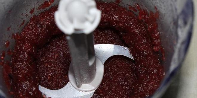 Рецепт конфет из отрубей и вяленой клюквы