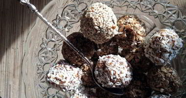 Рецепт Простых конфет из сухофруктов