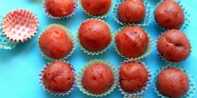 Рецепт розовых марципановых конфет