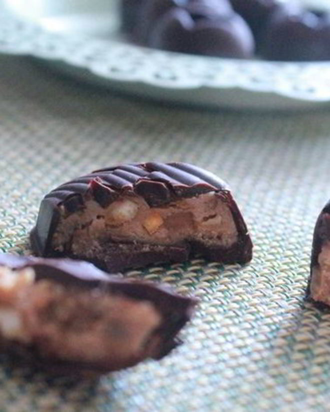 Рецепт шоколадных конфет с нутом и цукатами