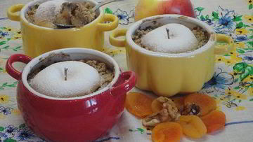 Рецепт Крамбла яблочного с курагой и абрикосовым пюре