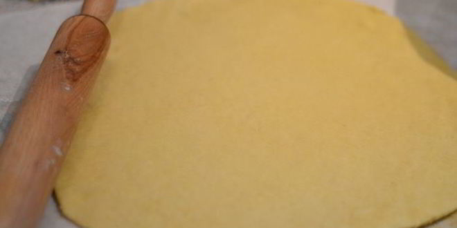 Рецепт бархатной галеты с творожным кремом и ягодами