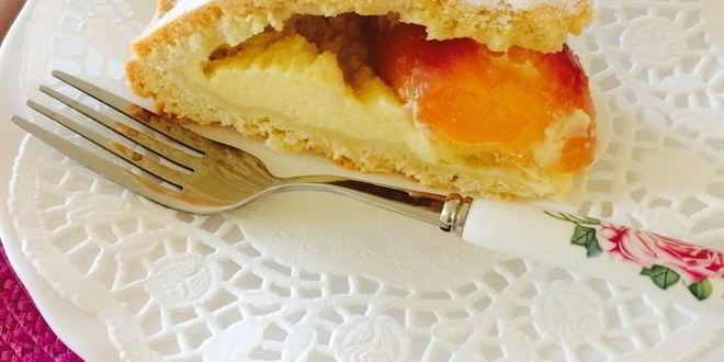 Рецепт кростаты с кремом и персиками