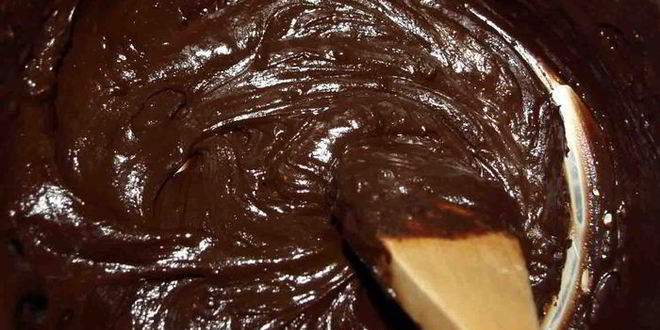 Рецепт шоколадной симфонии с кремом из белого шоколада