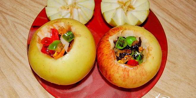 Рецепт яблок, фаршированных мармеладом, изюмом и орехами