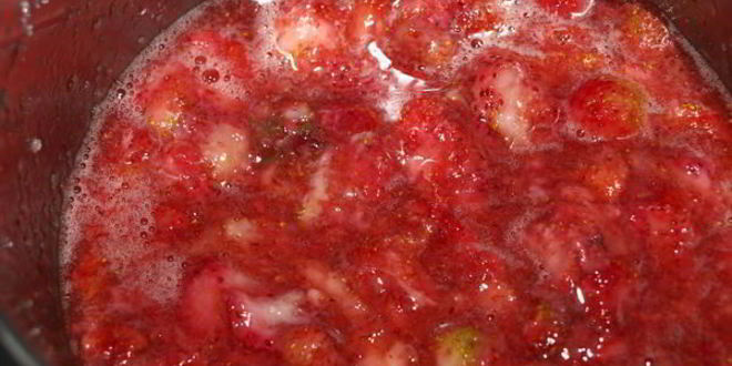 Рецепт клубничного мороженого