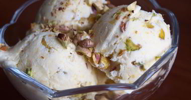 Рецепт Мороженого с манго и фисташками