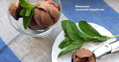 Рецепт Шоколадна-мятного мороженого