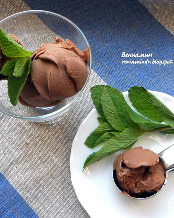 Рецепт шоколадна-мятного мороженого