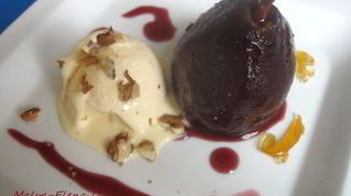 Рецепт Ванильного мороженого и груша-пашот Сладкая парочка