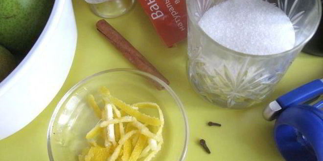 Рецепт ванильного мороженого и груша-пашот сладкая парочка