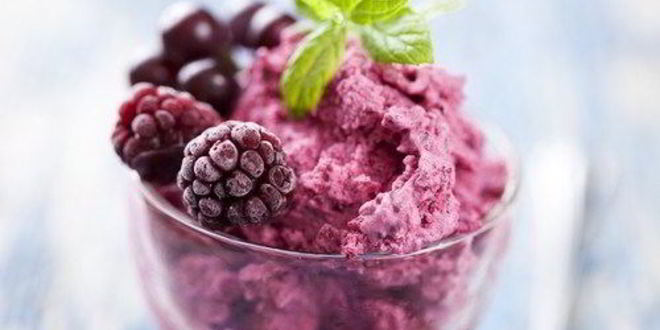 Рецепт Ягодного йогуртового мороженого