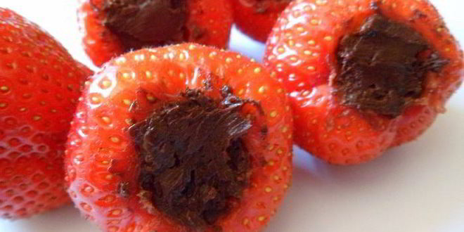 Рецепт мусса из авокадо с клубникой и шоколадом