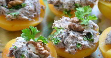 Рецепт Мусса из тунца на абрикосах