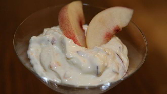 Рецепт творожно-сливочного мусс с нектарином