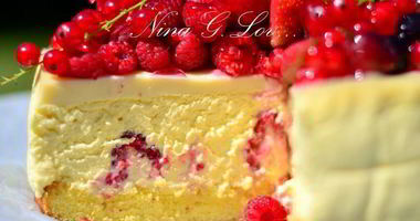 Рецепт Творожного торта-мусса с ягодами в белом шоколаде