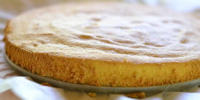 Рецепт творожного торта-мусса с ягодами в белом шоколаде