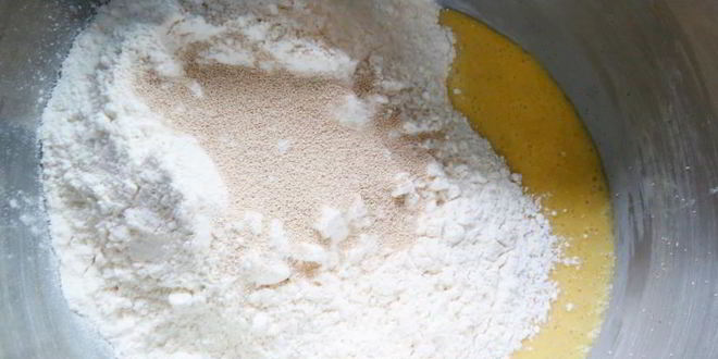 Рецепт тыквенного кулича с лавандовой сливочной глазурью