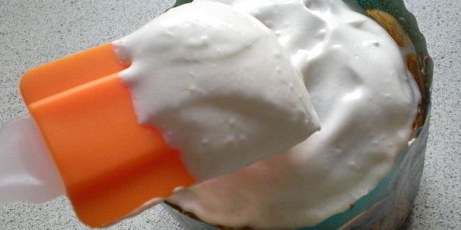 Рецепт ванильного пасхального кулича с изюмом, миндалем и кардамоном