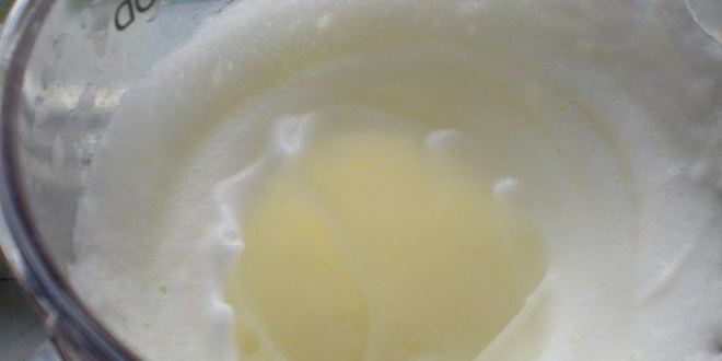 Рецепт ванильного пасхального кулича с изюмом, миндалем и кардамоном