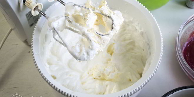 Рецепт клубничного торта-суфле