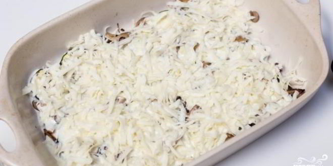 Рецепт Суфле из кабачков под грибным соусом