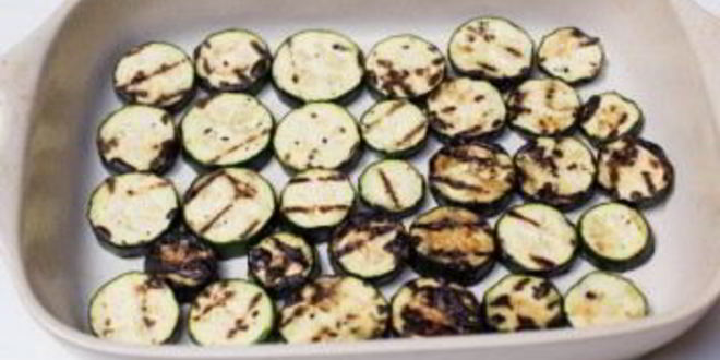 Рецепт суфле из кабачков под грибным соусом