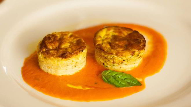 Рецепт суфле из кабачков с индейкой под соусом