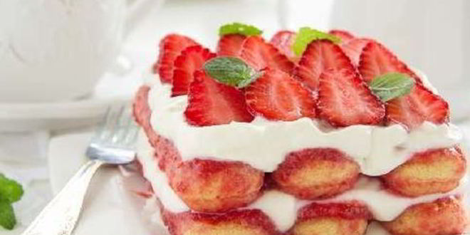 Рецепт Нежного клубничного тирамису