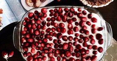 Рецепт Десерта летнего с клубникой, апельсином и зефиром Лайма