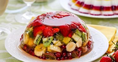 Рецепт Желе из шампанского с фруктами и ягодами