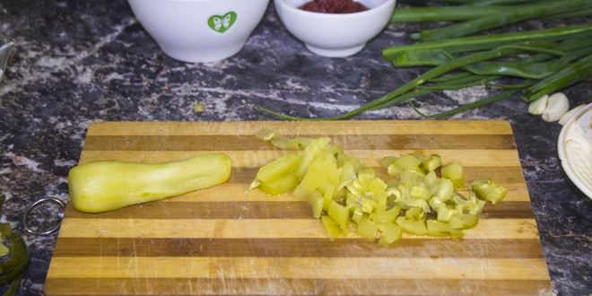 Рецепт азу из говядины с солеными огурцами