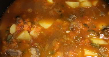 Рецепт Азу по-татарски из говядины с солеными огурцами