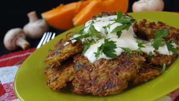 Рецепт Драников из тыквы и картофеля с шампиньонами